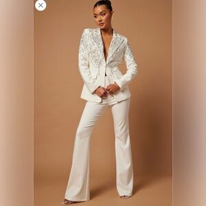 Embellished Elegant White Women's Pants suit NEW